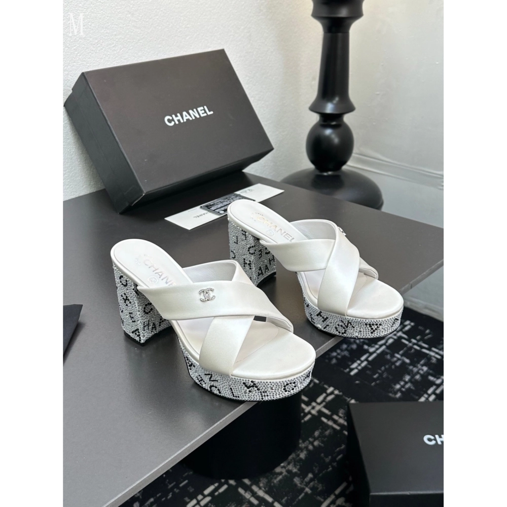 Chanel Slippers 092,Chanel Slippers,Slides Slippers,More Brands