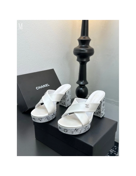 Chanel Slippers 092,Chanel Slippers,Slides Slippers,More Brands