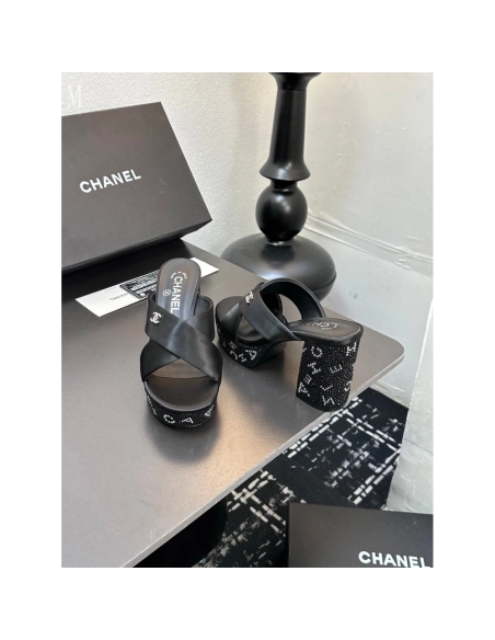Chanel Slippers 093,Chanel Slippers,Slides Slippers,More Brands