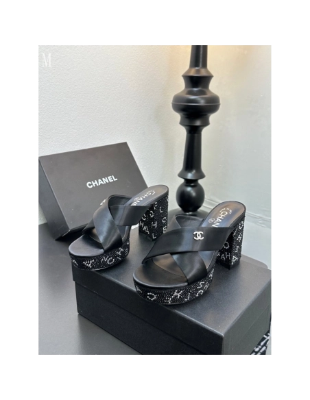 Chanel Slippers 093,Chanel Slippers,Slides Slippers,More Brands