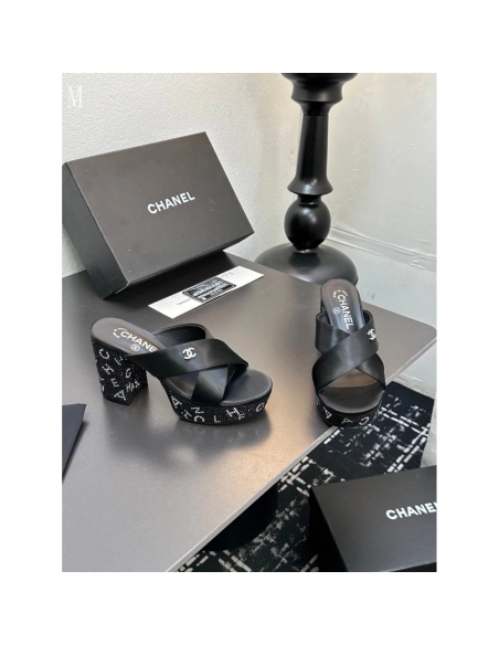 Chanel Slippers 093,Chanel Slippers,Slides Slippers,More Brands