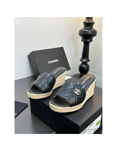 Chanel Slippers 096,Chanel Slippers,Slides Slippers,More Brands