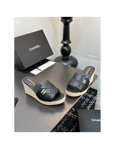 Chanel Slippers 096,Chanel Slippers,Slides Slippers,More Brands
