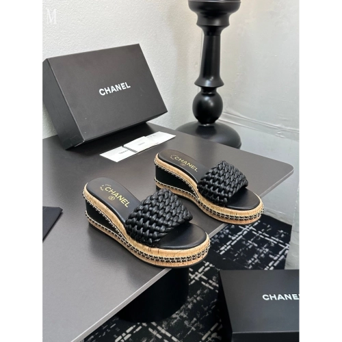 Chanel Slippers 099,Chanel Slippers,Slides Slippers,More Brands
