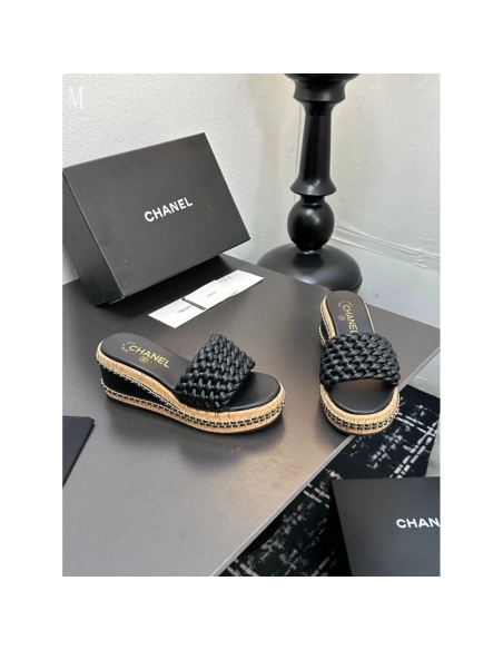 Chanel Slippers 099,Chanel Slippers,Slides Slippers,More Brands
