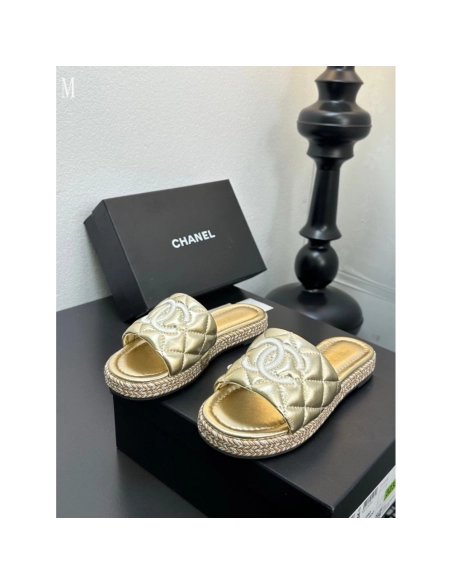 Chanel Slippers 100,Chanel Slippers,Slides Slippers,More Brands
