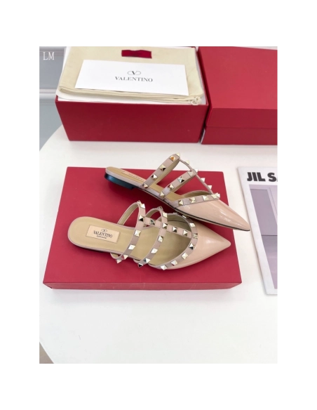 Valentino slippers 052,Valentino Slippers,Slides Slippers,More Brands