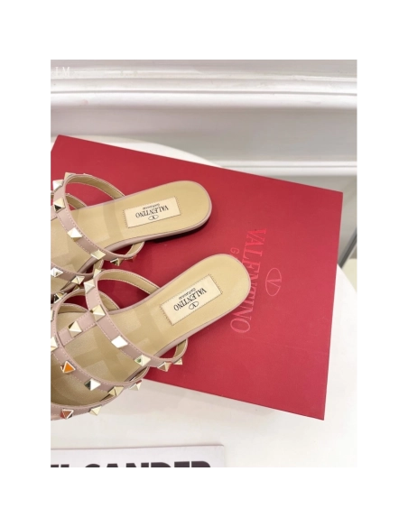 Valentino slippers 052,Valentino Slippers,Slides Slippers,More Brands