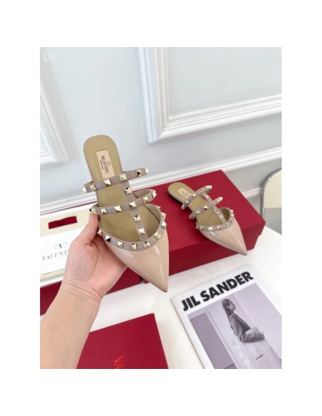 Valentino slippers 052,Valentino Slippers,Slides Slippers,More Brands