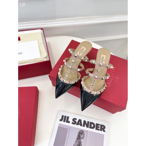 Valentino slippers 060,Valentino Slippers,Slides Slippers,More Brands