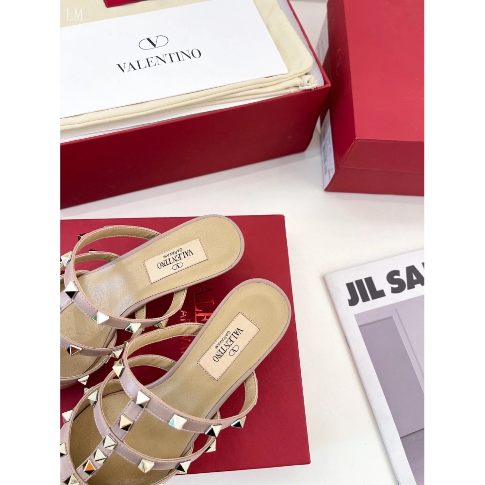 Valentino slippers 061,Valentino Slippers,Slides Slippers,More Brands