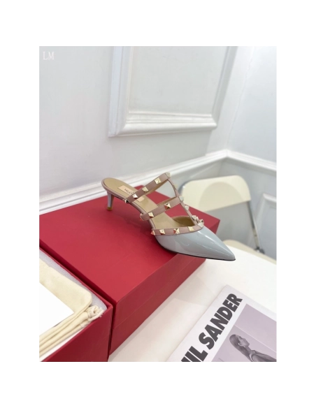 Valentino slippers 062,Valentino Slippers,Slides Slippers,More Brands