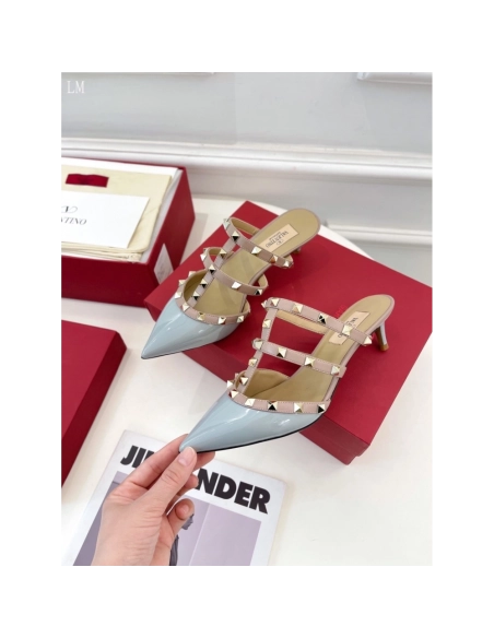 Valentino slippers 062,Valentino Slippers,Slides Slippers,More Brands