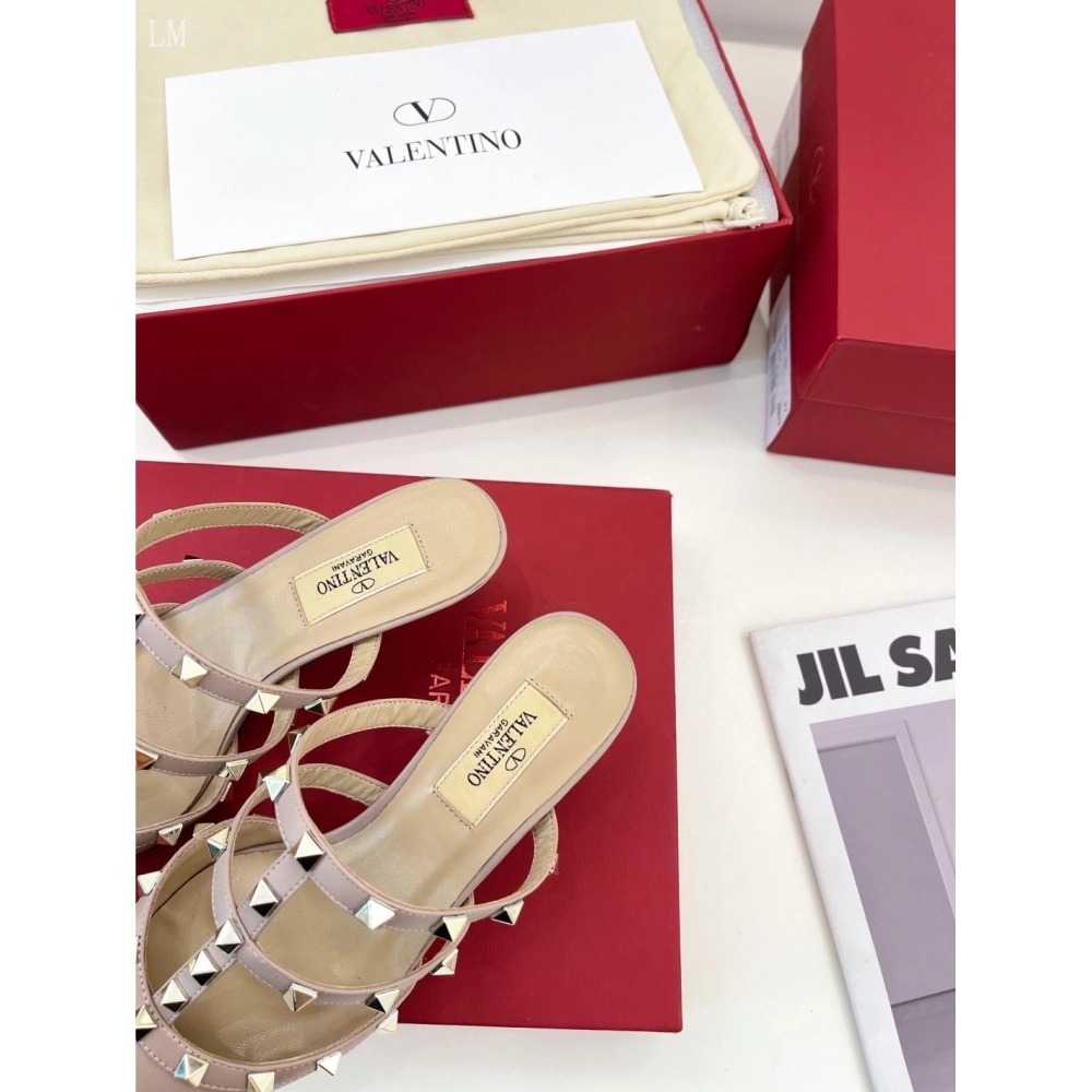 Valentino slippers 065,Valentino Slippers,Slides Slippers,More Brands