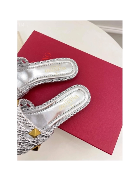 Valentino slippers 076,Valentino Slippers,Slides Slippers,More Brands