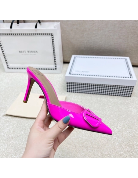 Valentino slippers 092,Valentino Slippers,Slides Slippers,More Brands