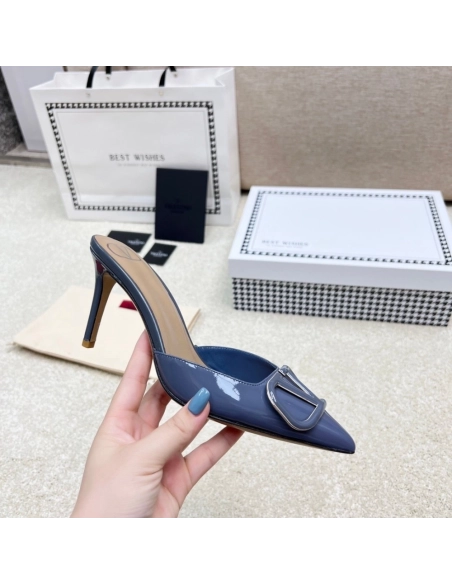 Valentino slippers 096,Valentino Slippers,Slides Slippers,More Brands