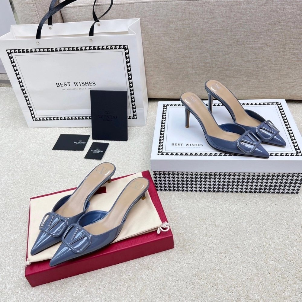 Valentino slippers 096,Valentino Slippers,Slides Slippers,More Brands