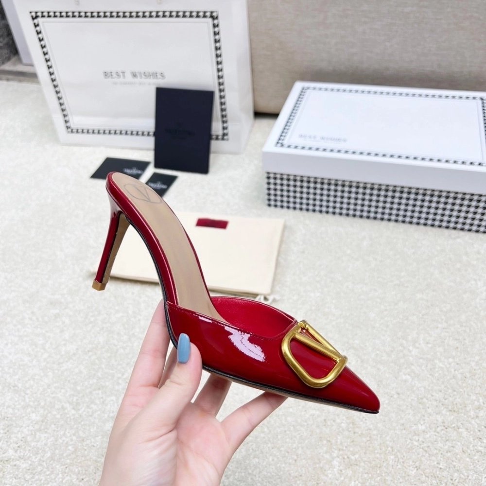 Valentino slippers 097,Valentino Slippers,Slides Slippers,More Brands