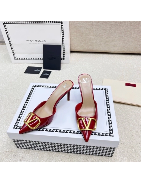 Valentino slippers 097,Valentino Slippers,Slides Slippers,More Brands