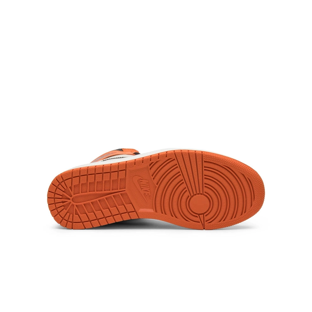 AIR JORDAN 1 RETRO HIGH OG SHATTERED BACKBOARD AWAY 555088 113,AIR JORDAN 1 HIGH,Air Jordan