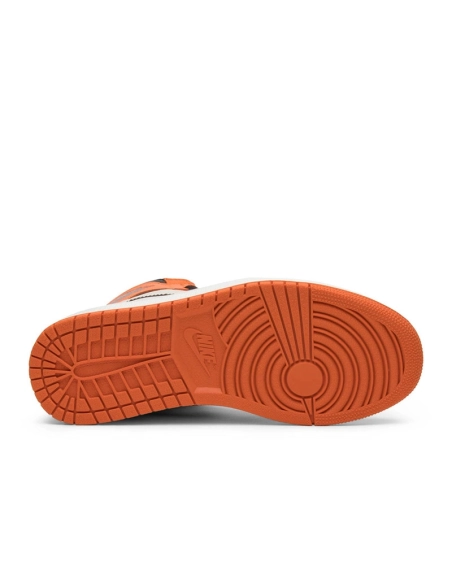 AIR JORDAN 1 RETRO HIGH OG SHATTERED BACKBOARD AWAY 555088 113,AIR JORDAN 1 HIGH,Air Jordan