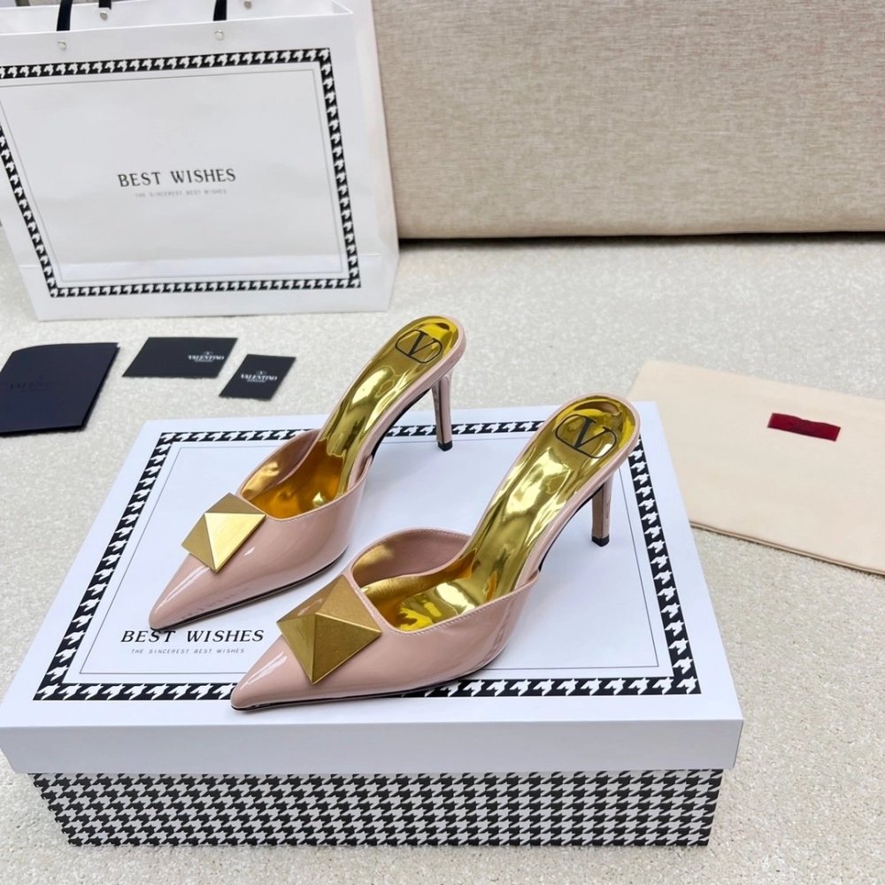 Valentino slippers 101,Valentino Slippers,Slides Slippers,More Brands