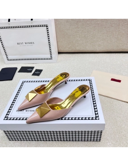 Valentino slippers 101,Valentino Slippers,Slides Slippers,More Brands