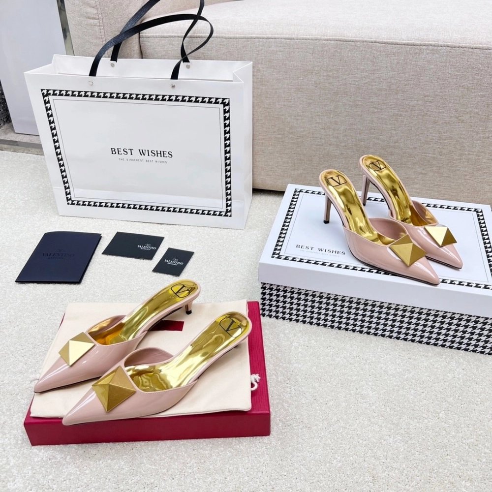Valentino slippers 101,Valentino Slippers,Slides Slippers,More Brands