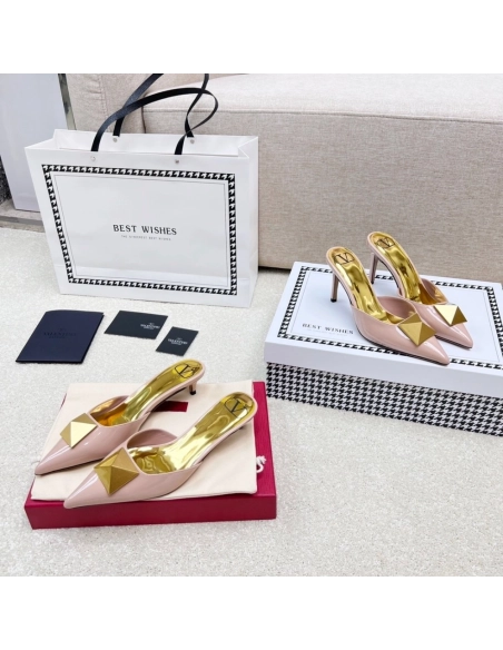 Valentino slippers 101,Valentino Slippers,Slides Slippers,More Brands