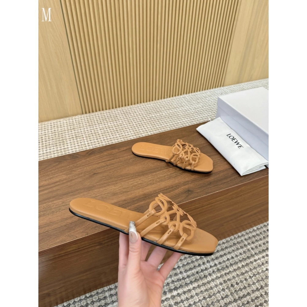 LOEWE Slippers 047,Loewe Slippers,Slides Slippers,More Brands