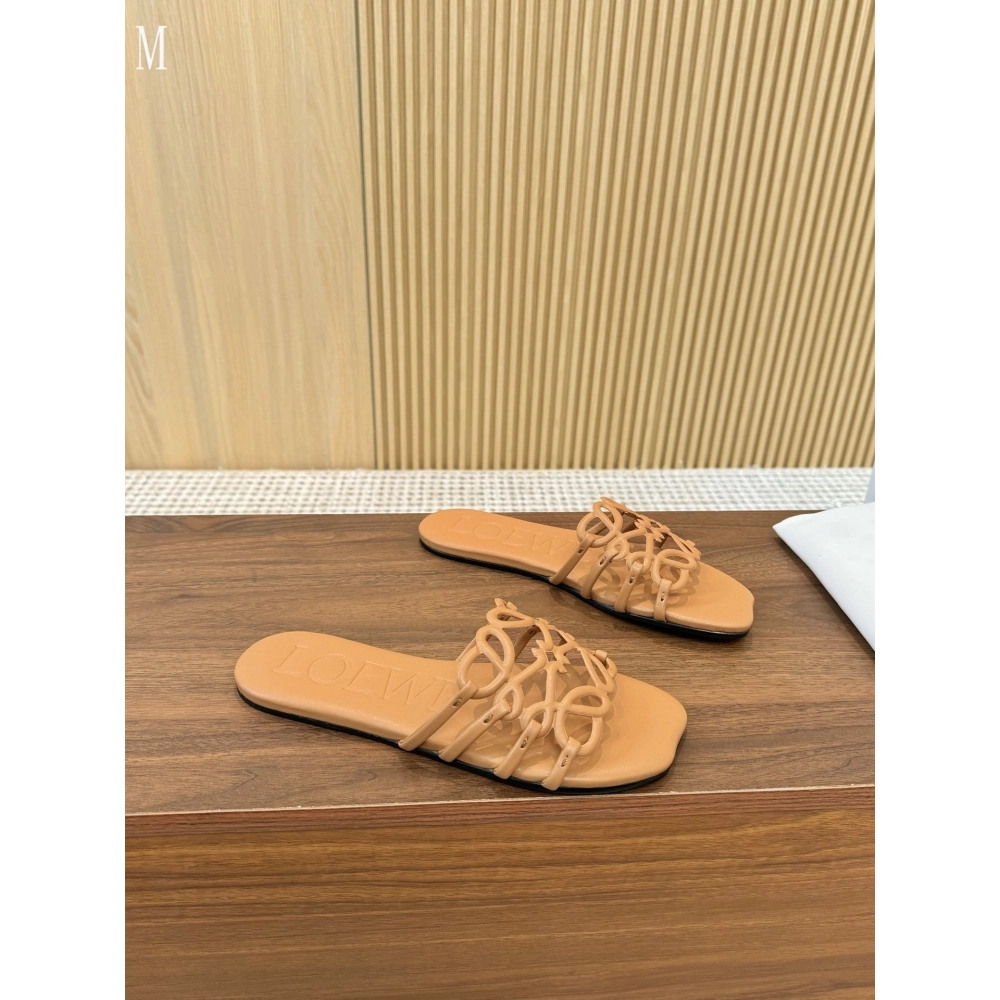 LOEWE Slippers 047,Loewe Slippers,Slides Slippers,More Brands