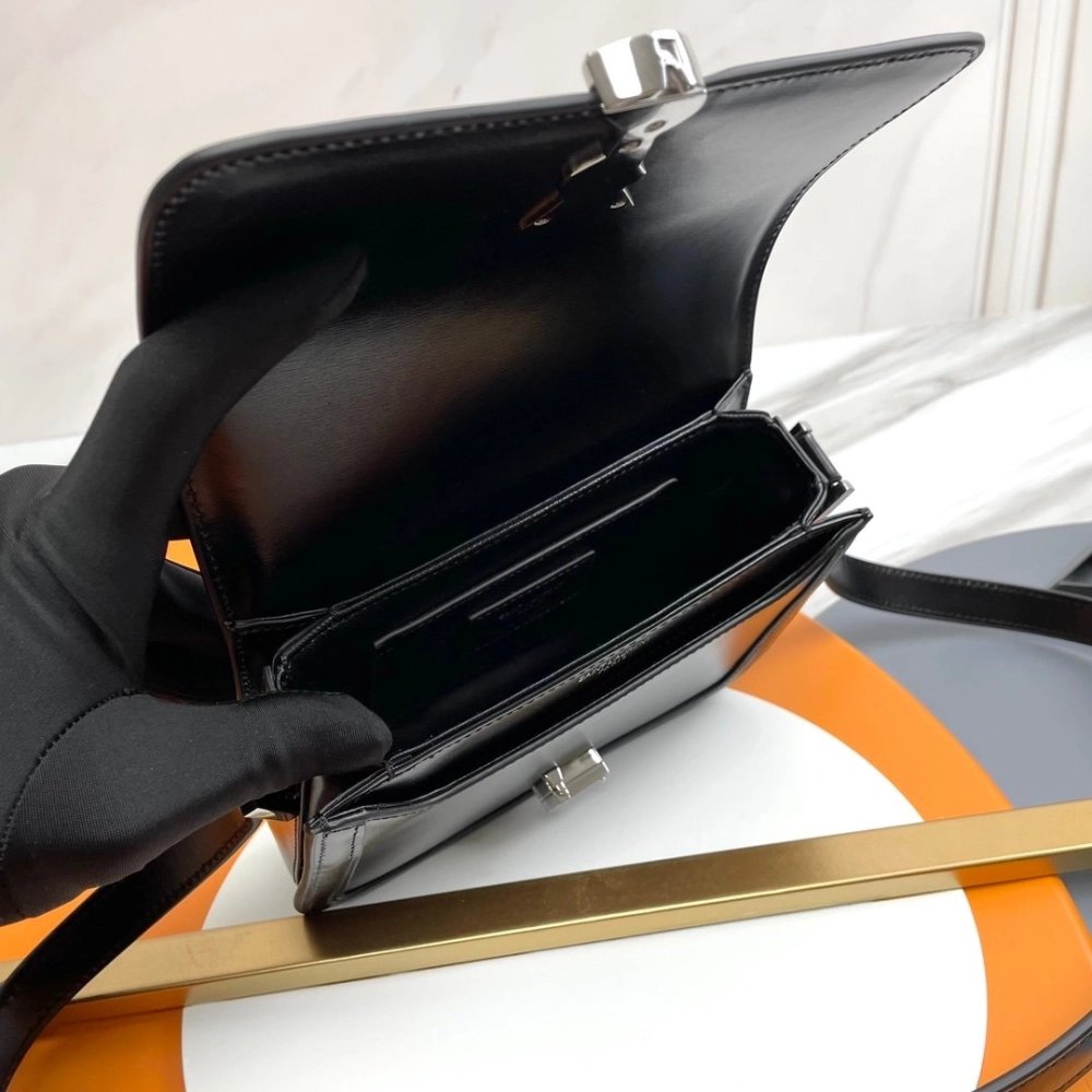 YSL Saint Laurent bags 634306.ZX 19X13X5cm,YSL Bags,BAGS