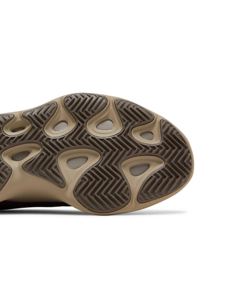 YEEZY 700 V3 FADE CARBON,YEEZY 700,YEEZY