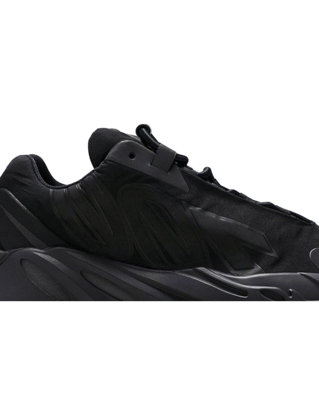 YEEZY BOOST 700 MNVN TRIPLE BLACK,YEEZY 700,YEEZY