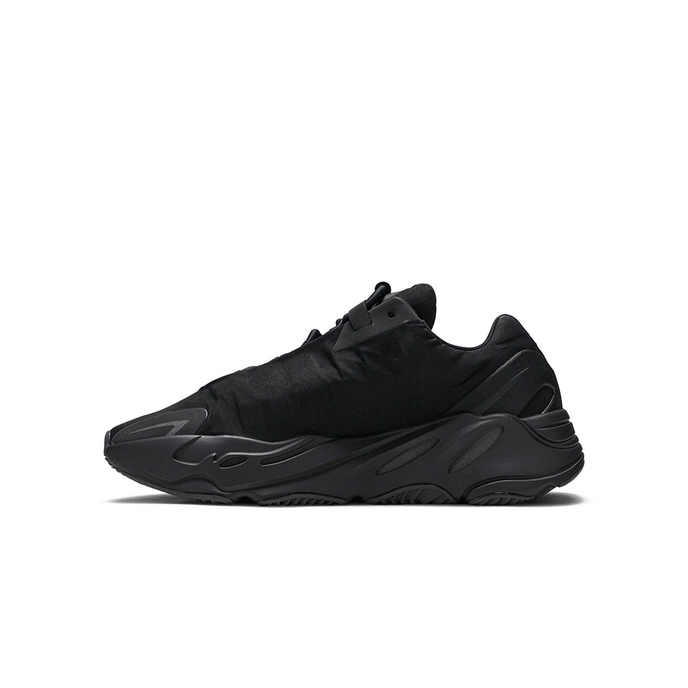 YEEZY BOOST 700 MNVN TRIPLE BLACK,YEEZY 700,YEEZY