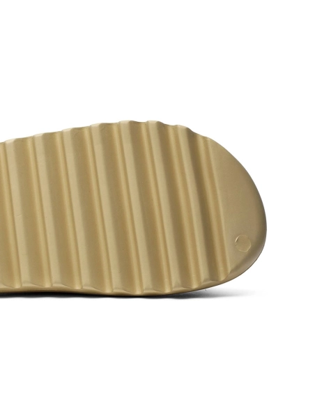 YEEZY SLIDES DESERT SAND,YEEZY SLIDES,YEEZY