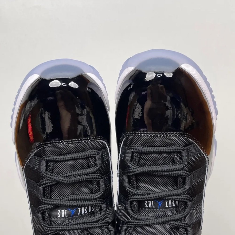 Air Jordan 11 Retro 'Space Jam' (2026)