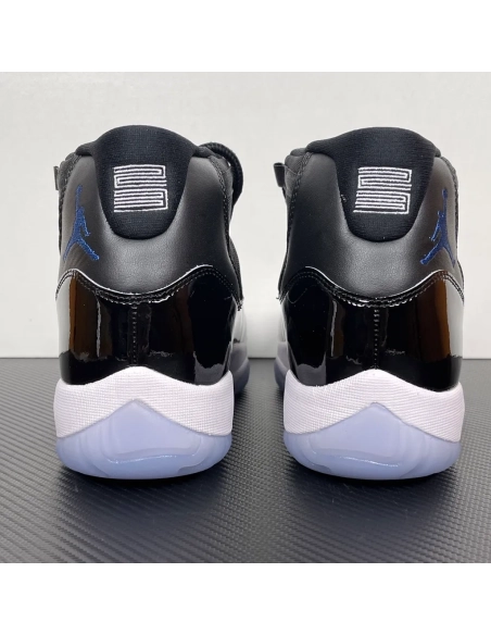Air Jordan 11 Retro 'Space Jam' (2026)