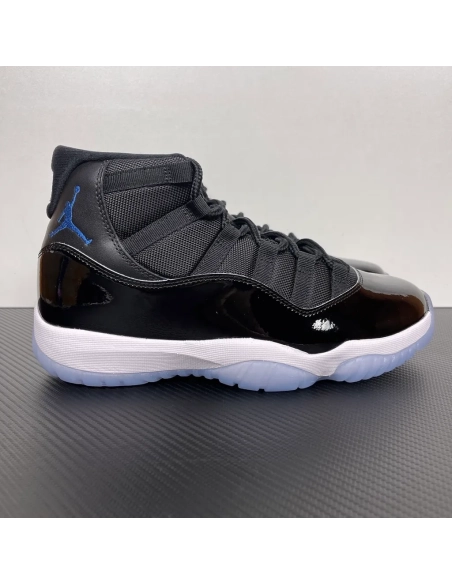Air Jordan 11 Retro 'Space Jam' (2026)