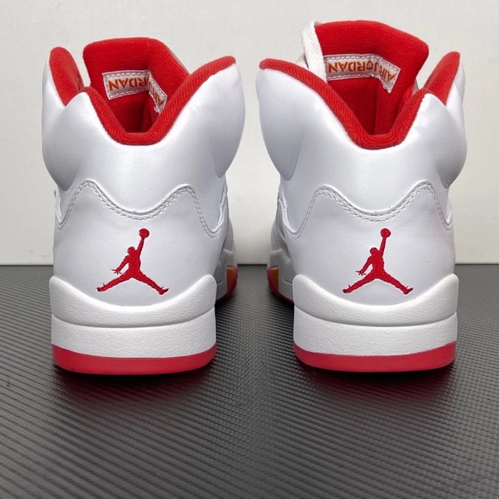 Air Jordan 5 Retro - Sunset,AIR JORDAN 5,Air Jordan