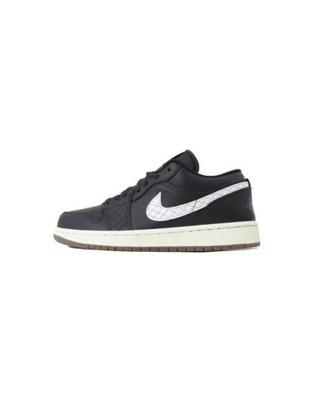 premium reps Air Jordan 1 Low SE Off-Noir IO2047-001 sneakers at Shoes Official. Shop iconic styles from top brands