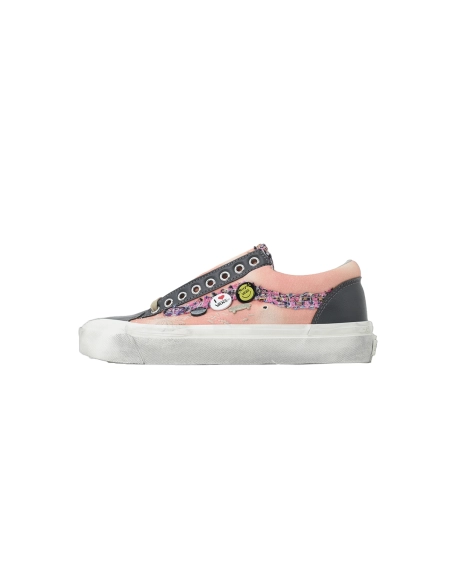 premium reps Vans Old Skool 36 LX Souvenir Pack-Pink sneakers at Shoes Official. Shop iconic styles from top brands