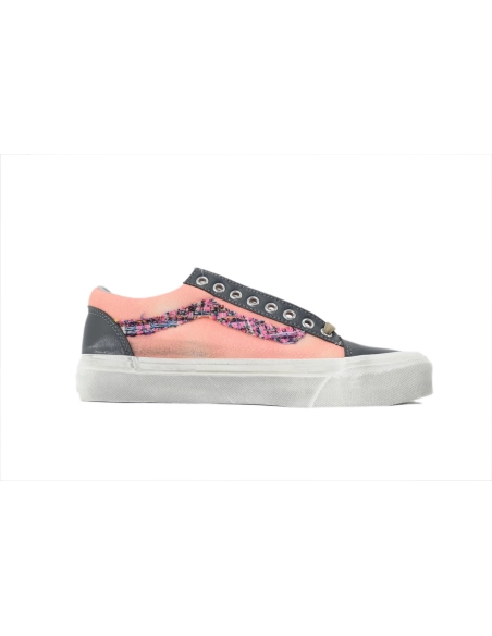premium reps Vans Old Skool 36 LX Souvenir Pack-Pink sneakers at Shoes Official. Shop iconic styles from top brands
