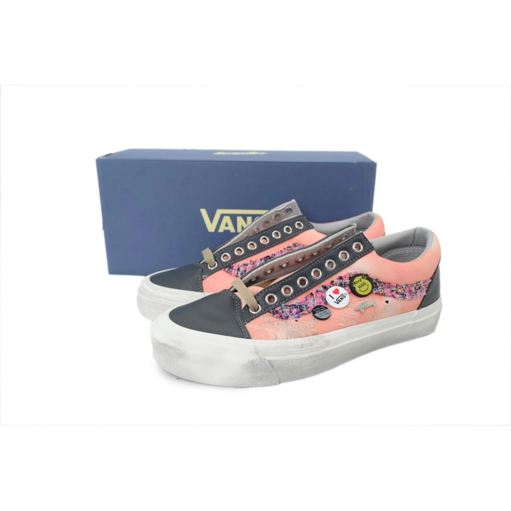 premium reps Vans Old Skool 36 LX Souvenir Pack-Pink sneakers at Shoes Official. Shop iconic styles from top brands