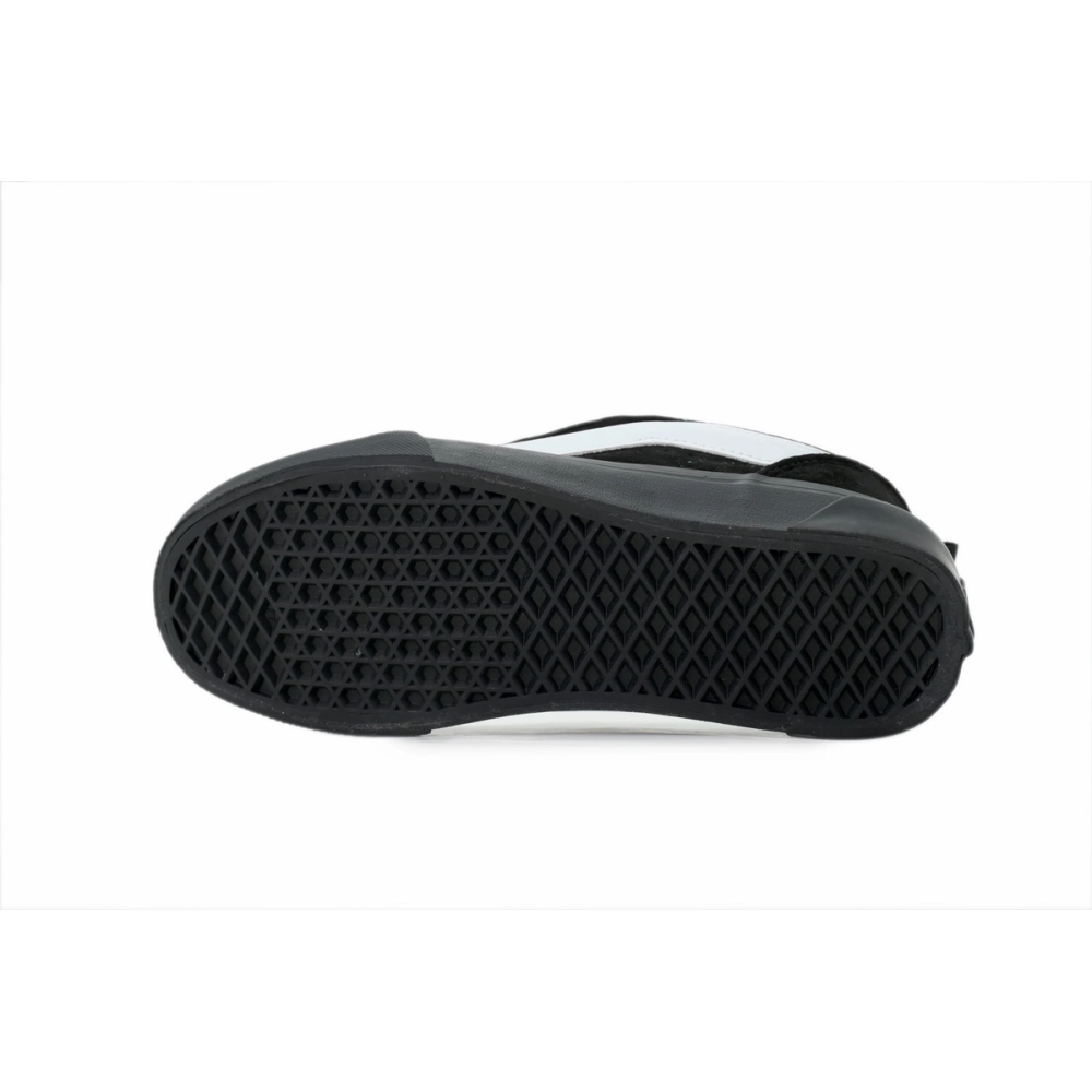 premium reps Vans Knu-Skool Black VN0009QCBMA sneakers at Shoes Official. Shop iconic styles from top brands