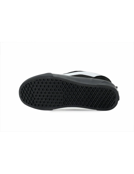 premium reps Vans Knu-Skool Black VN0009QCBMA sneakers at Shoes Official. Shop iconic styles from top brands