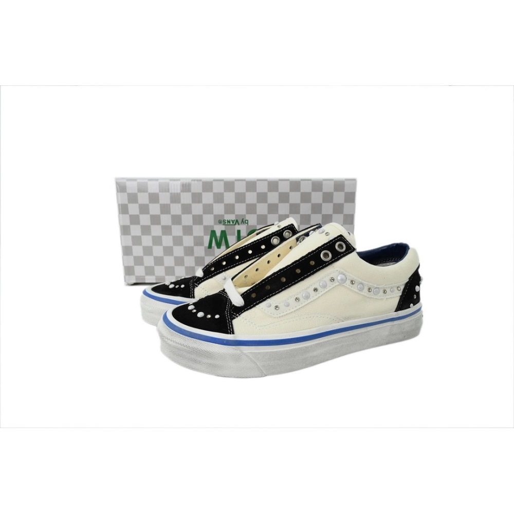 premium reps Vans Old Skool 36 Pearlized Pack-Marshmallow White sneakers at Shoes Official. Shop iconic styles from top brands