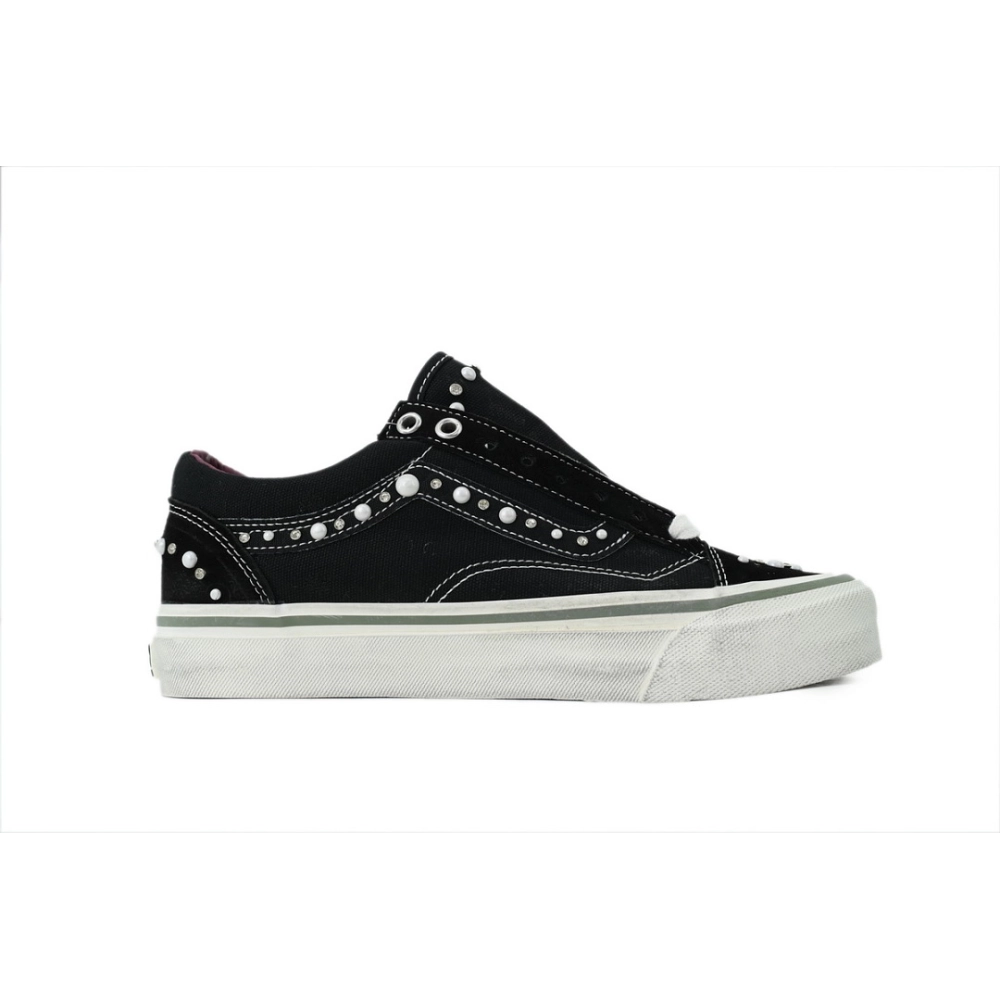 premium reps Vans Old Skool 36 Pearlized Pack-Black sneakers at Shoes Official. Shop iconic styles from top brands
