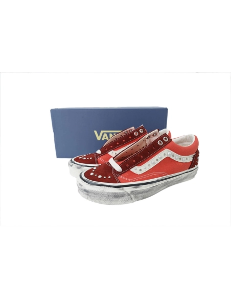 premium reps Vans Old Skool 36 Pearlized Pack-Brown sneakers at Shoes Official. Shop iconic styles from top brands